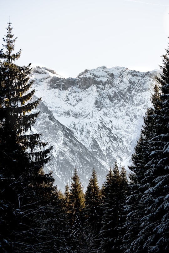 photo of Garmisch-Partenkirchen Mountain range near Eibsee