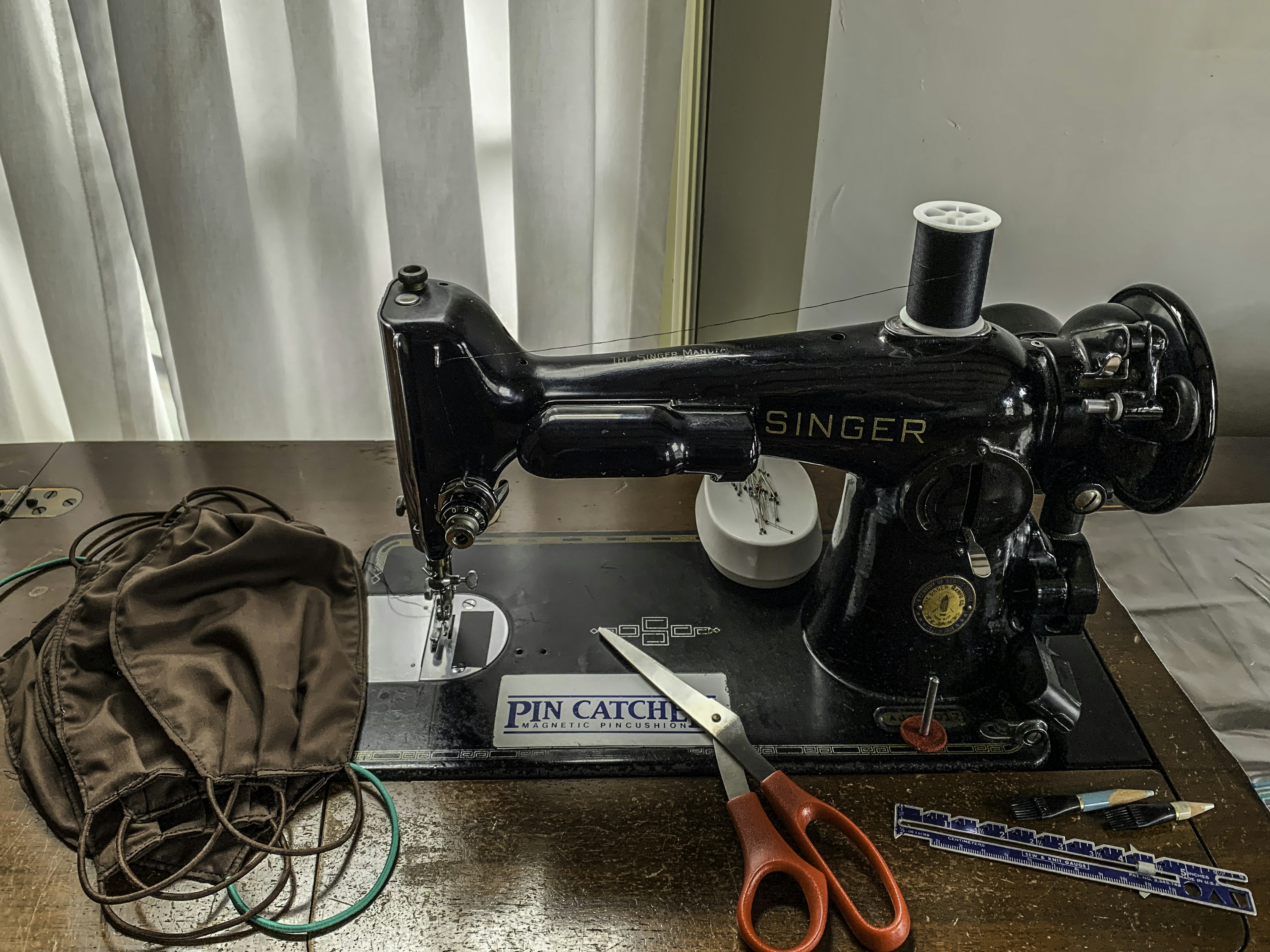 Mesin Jahit Portable