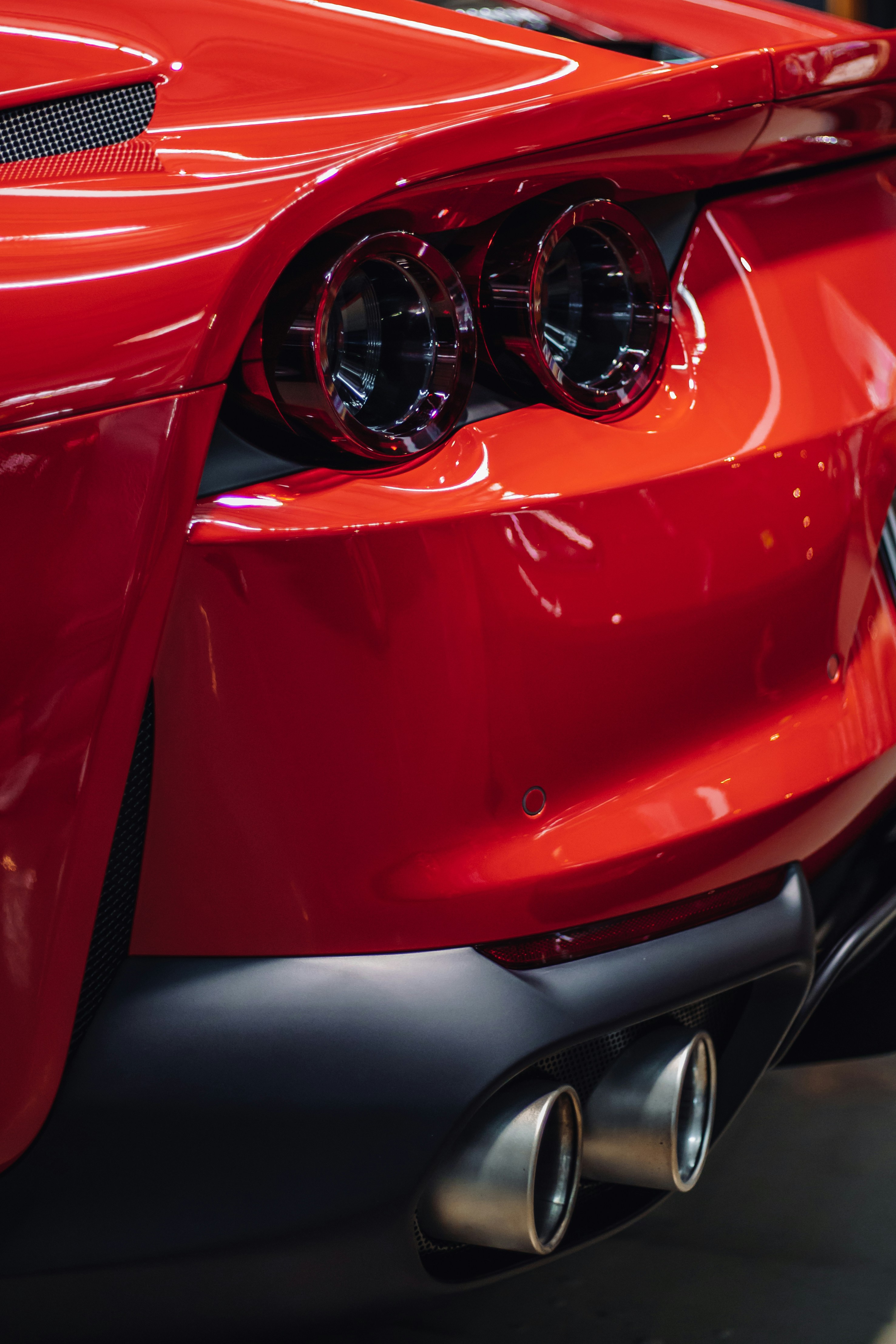 Can the exhaust pipes of range hoods and gas water heaters be lengthened at will?