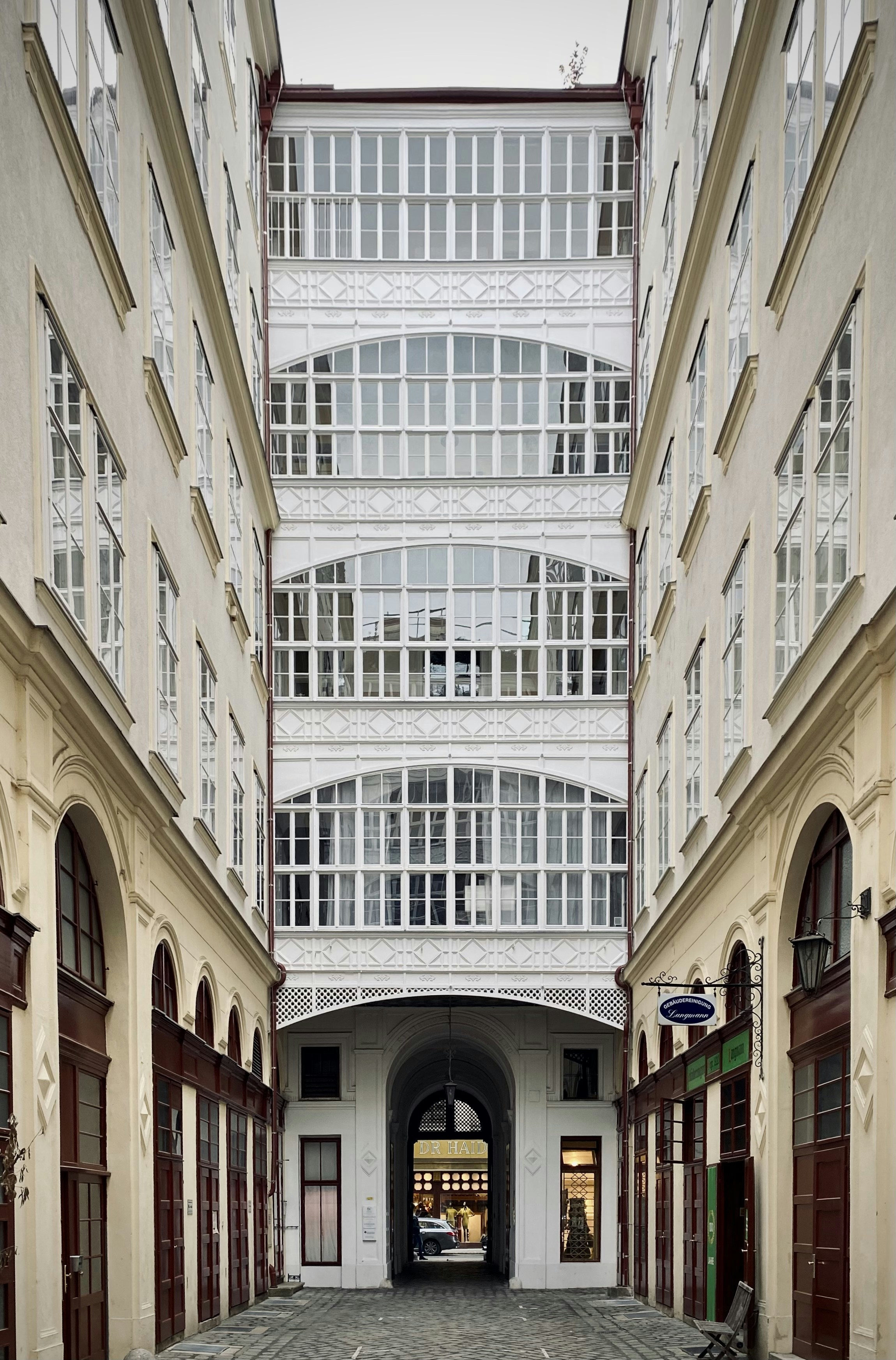 Photo by arnosenoner