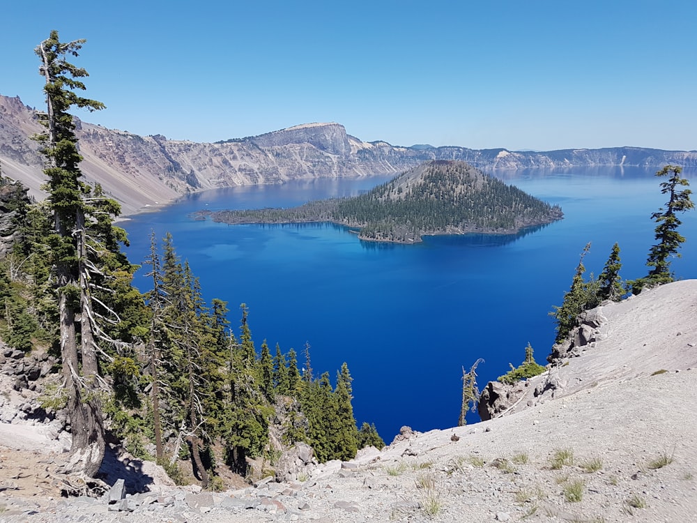 crater lake loop viewpoint