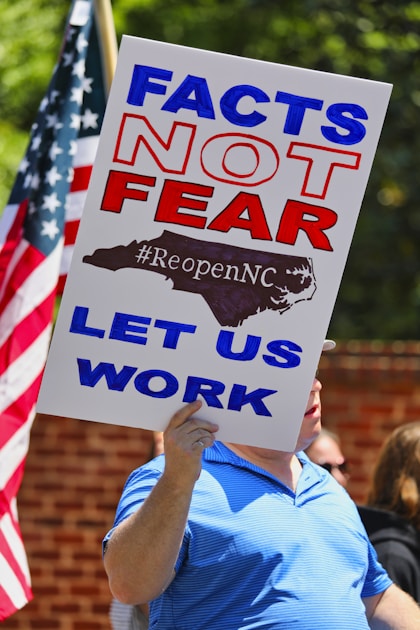 60% of Workers Fear AI Job Loss in 2026: The Psychology of Career Replacement Anxiety