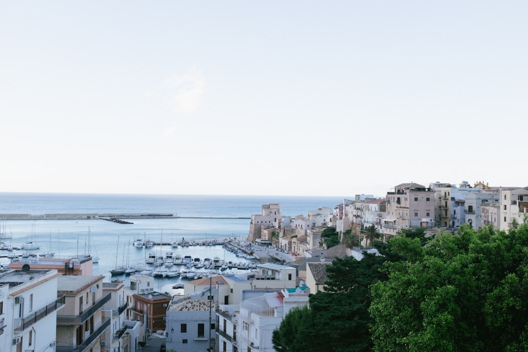 photo of Castellammare del Golfo Town near Fontana Pretoria