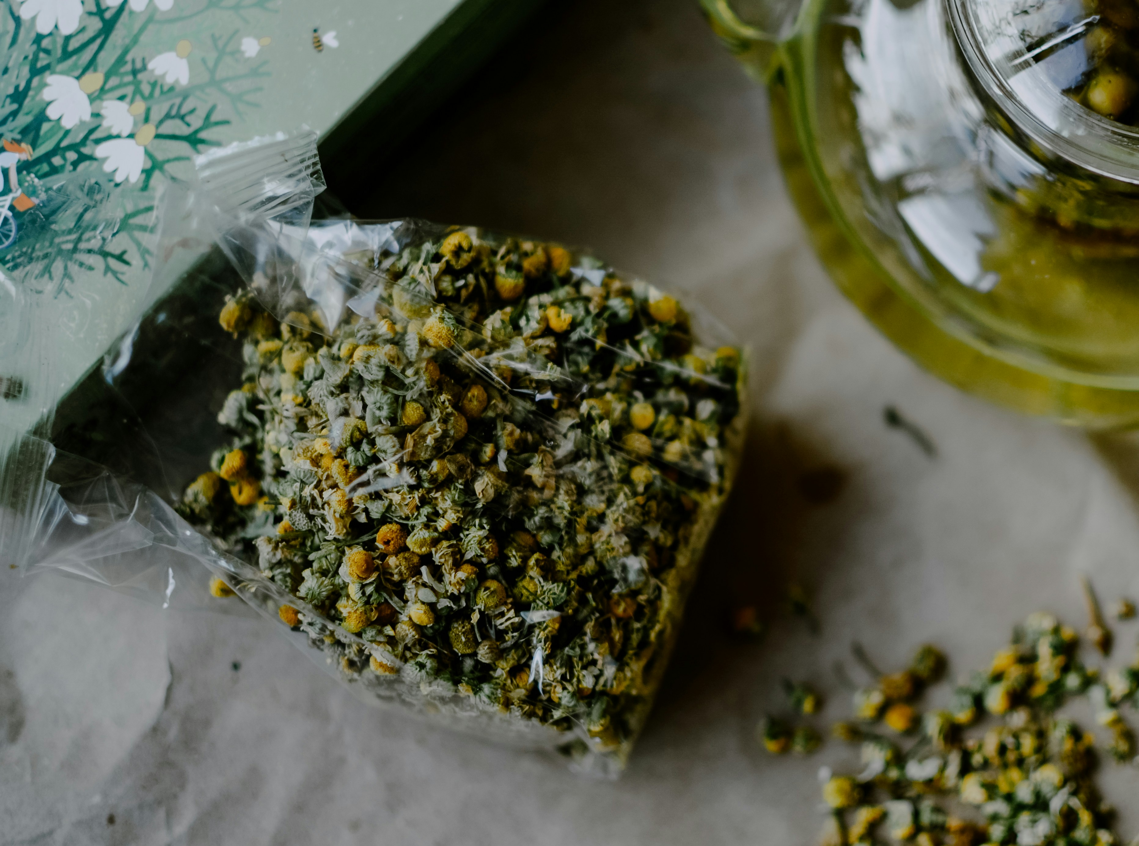 black and yellow beads in clear plastic pack