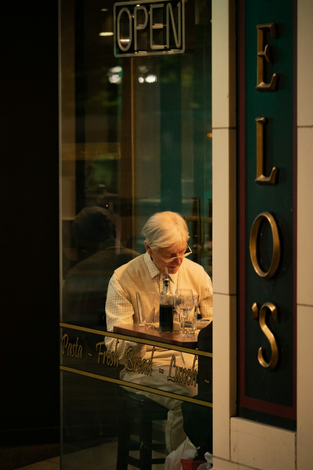 man in white dress shirt wearing eyeglasses