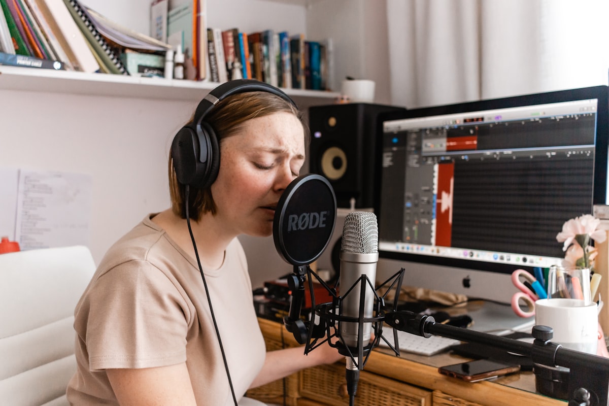 How to Record Singing at Home: 7 Steps you Shouldn't Forget