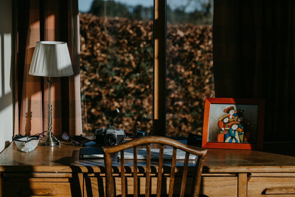 brown wooden chair near brown wooden table