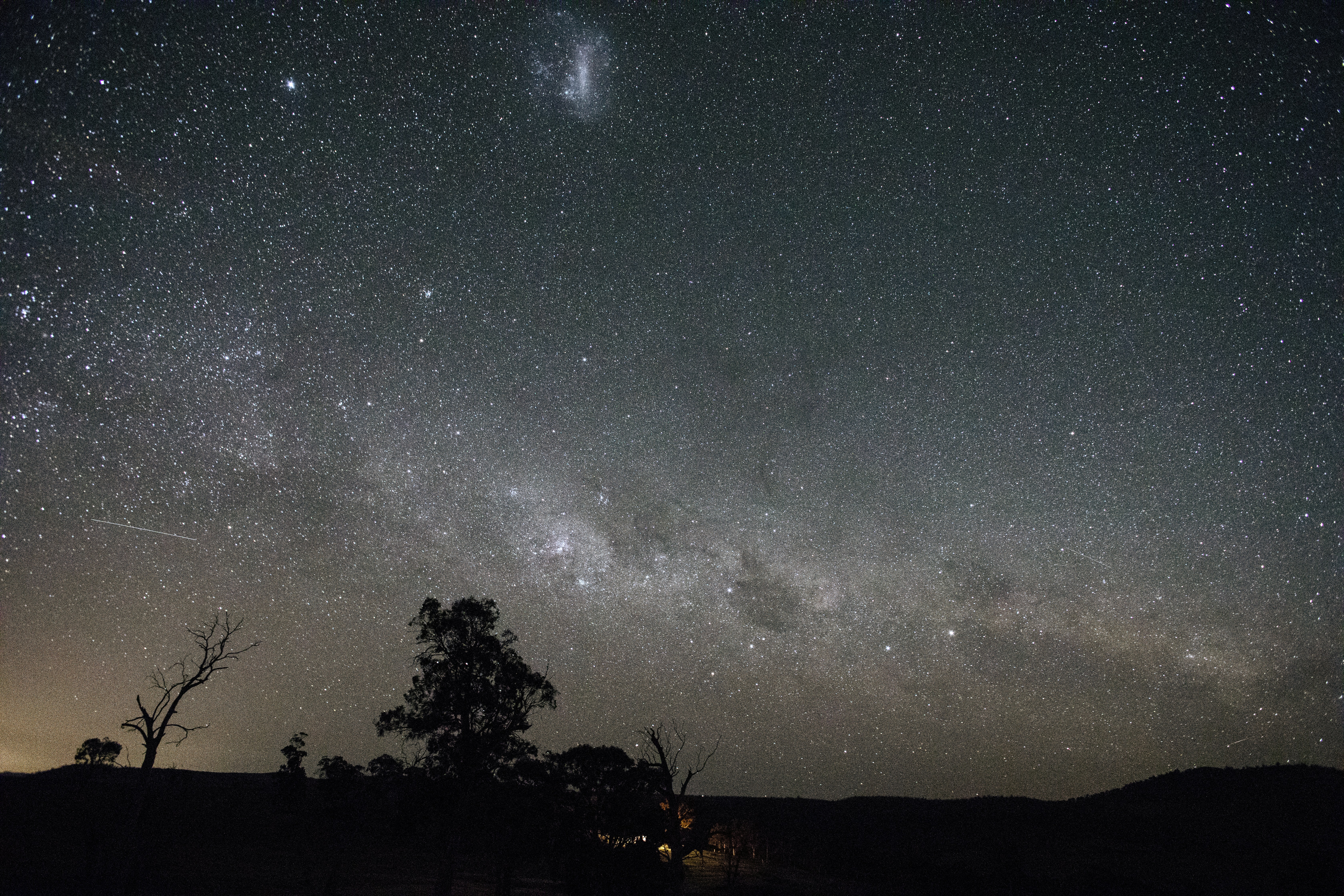 星空の夜空の写真 Unsplashで見つけるグレーの無料写真