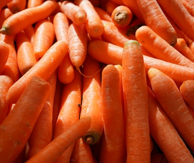 orange carrots in close up photography