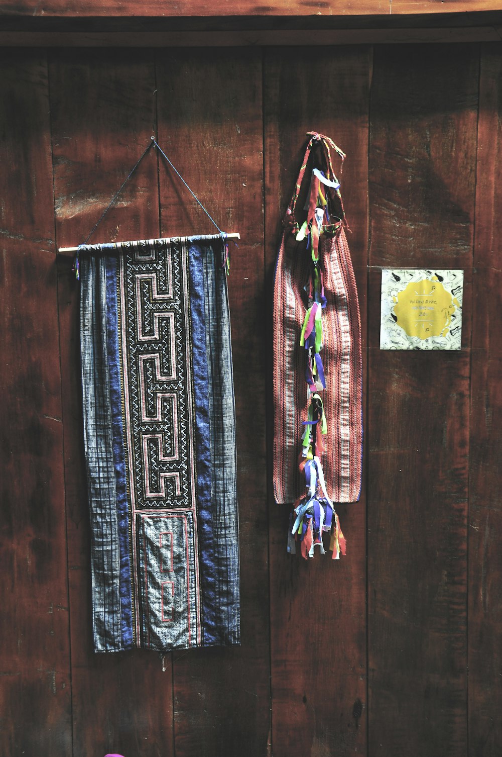 blau-weißes Tribal Print Textil