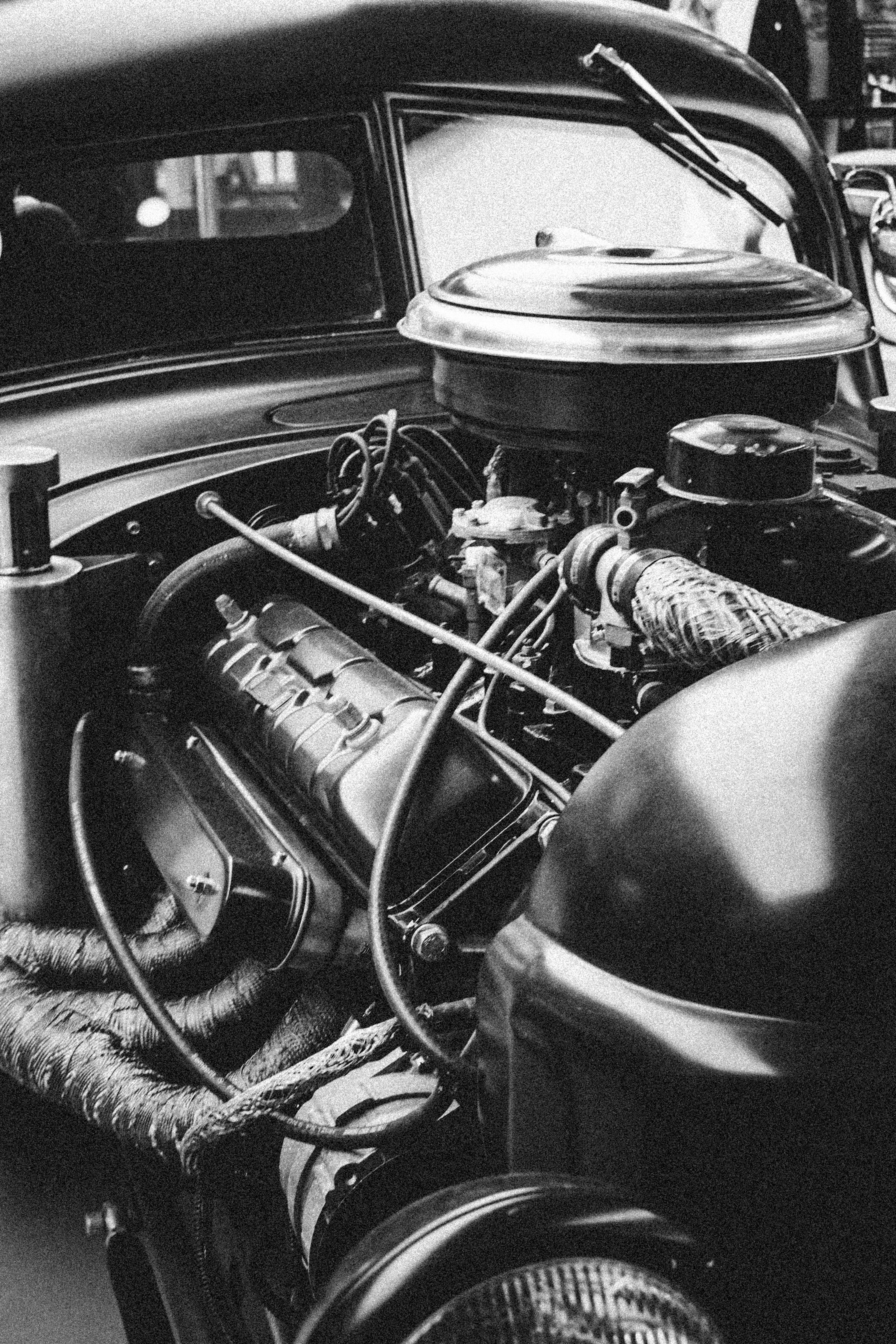 black and white car engine