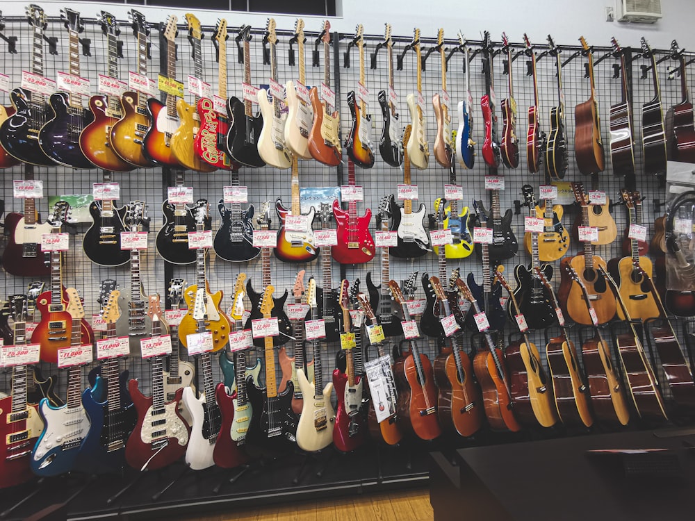 assorted color of guitar lot