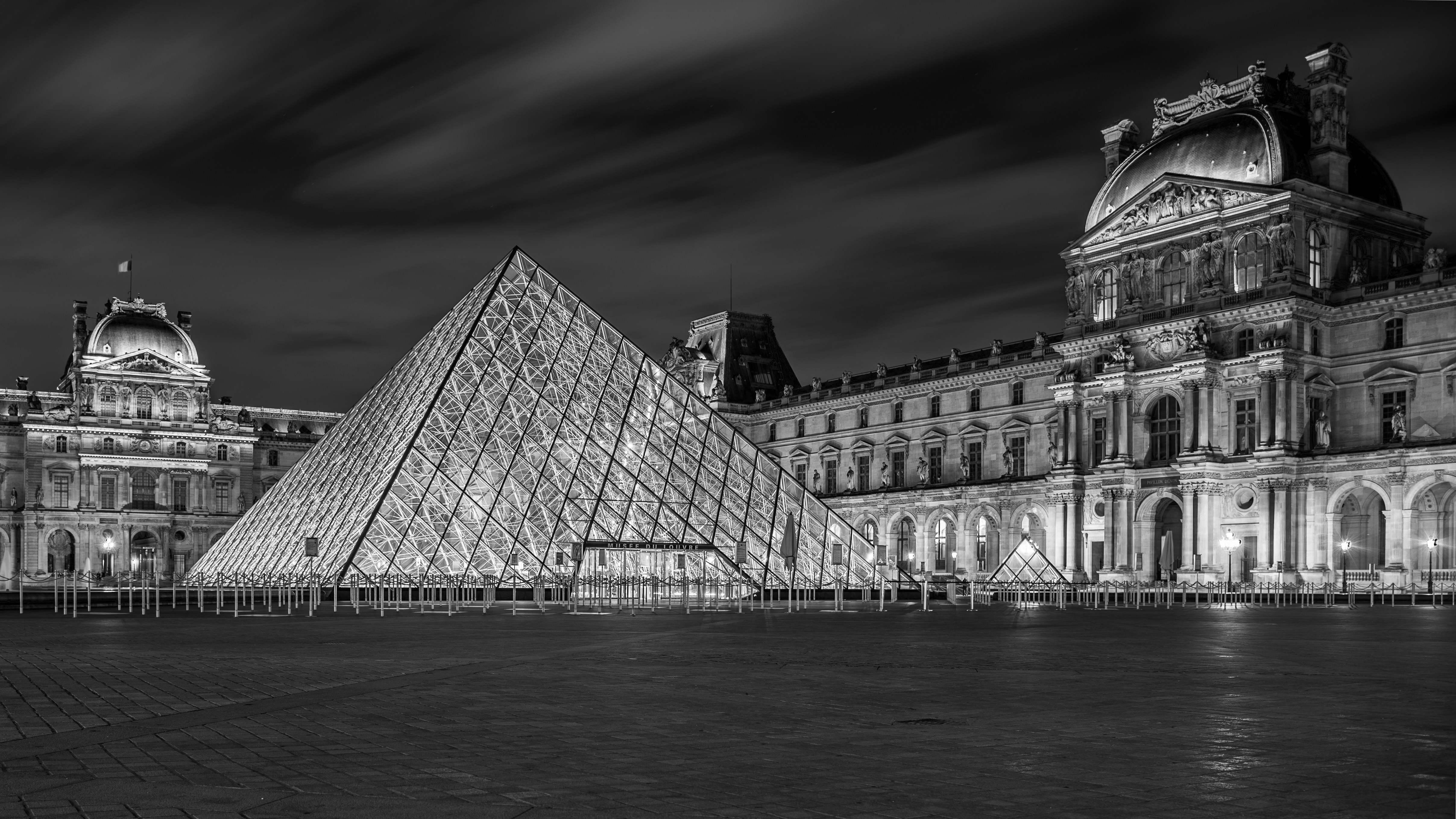 Photo by pierreguerin