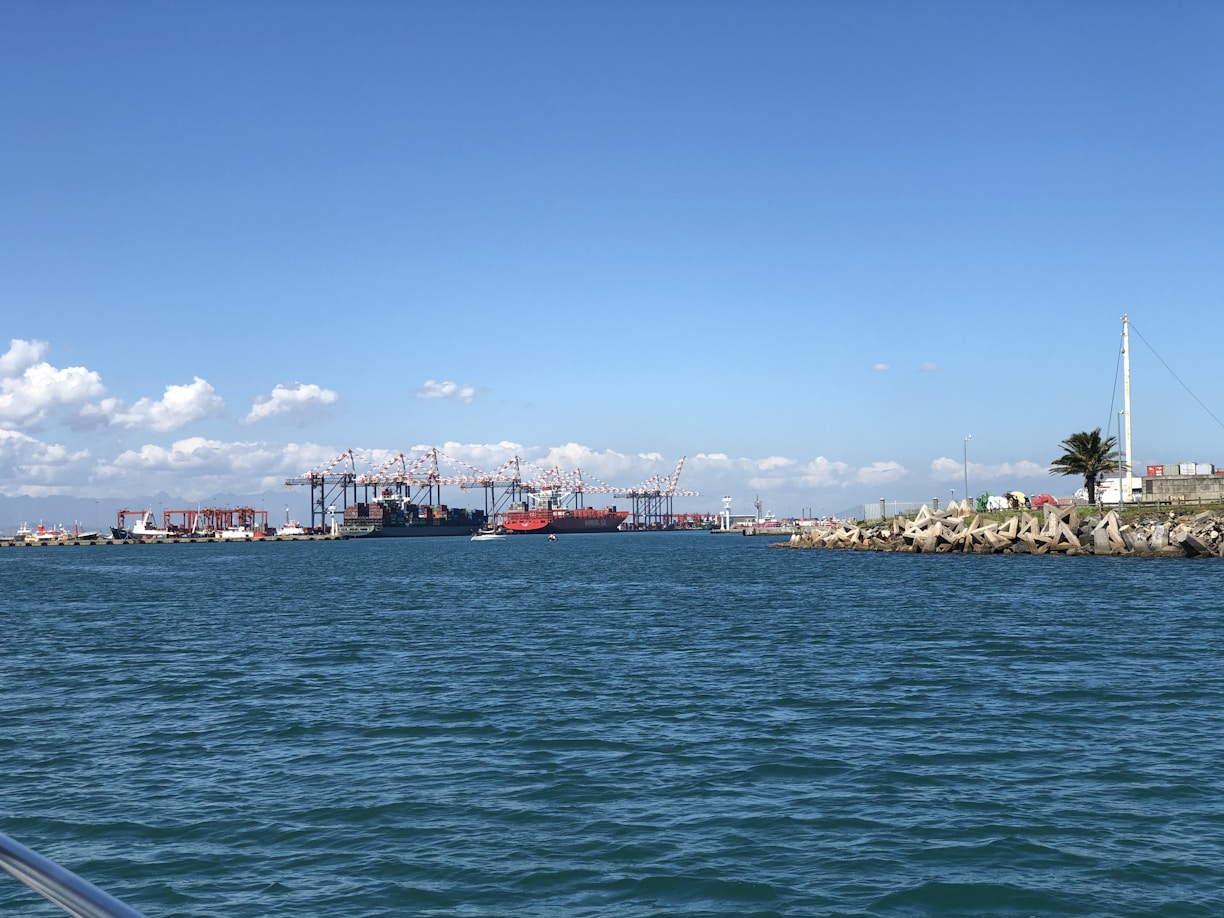 A scenic view of the major Indian port used for shipping fruits.