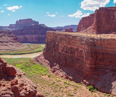 Canyonlands National Park: A Wilderness of Countless Canyons