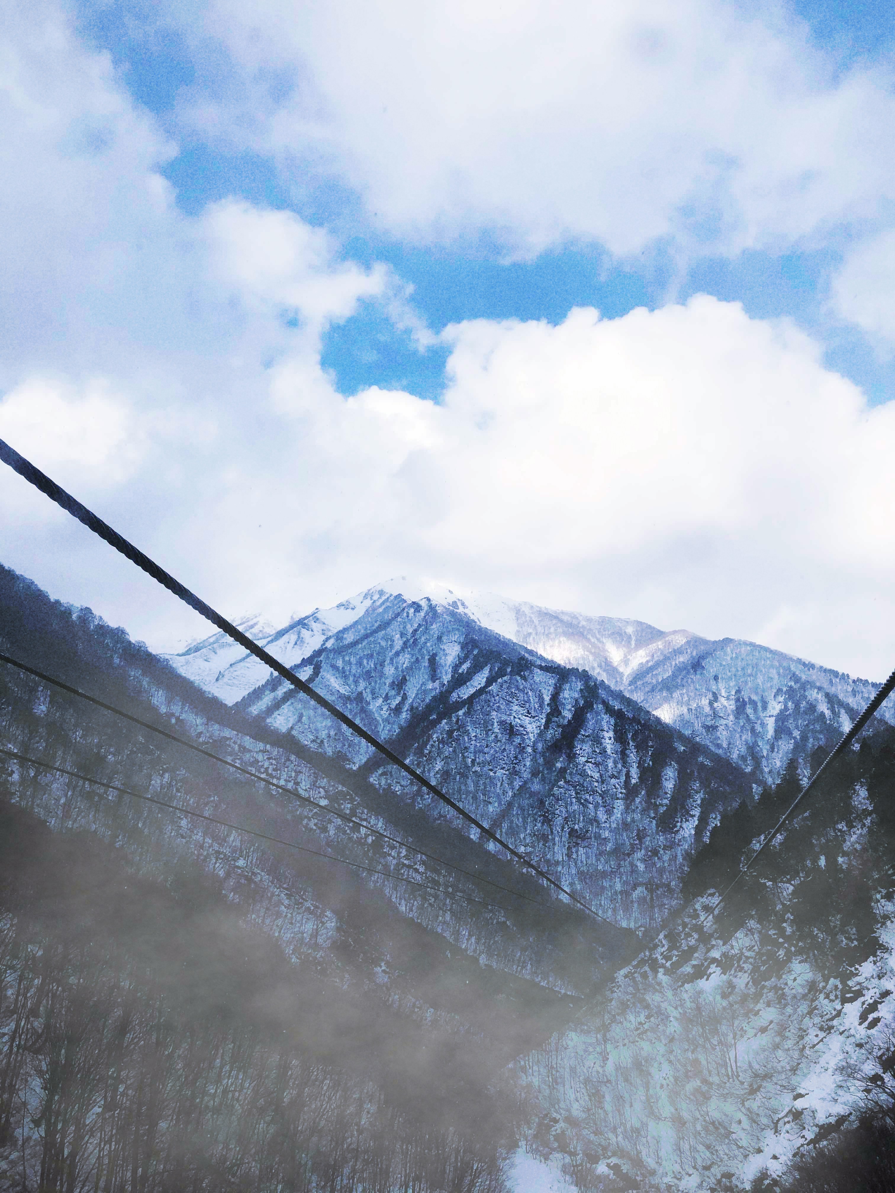 Photo by aaronkeishi