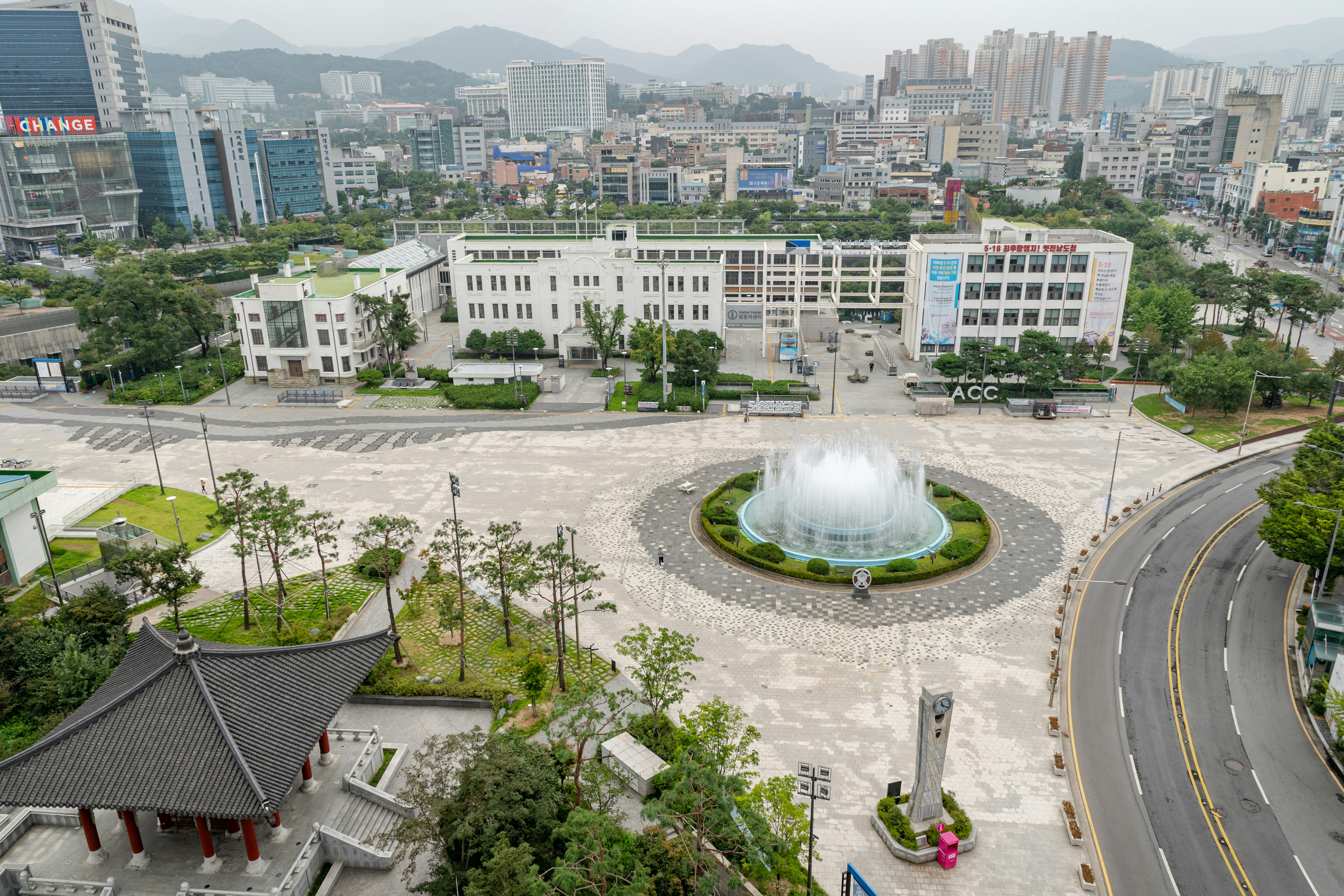 2025년 100만원 투자 유망 분야는 어디일까