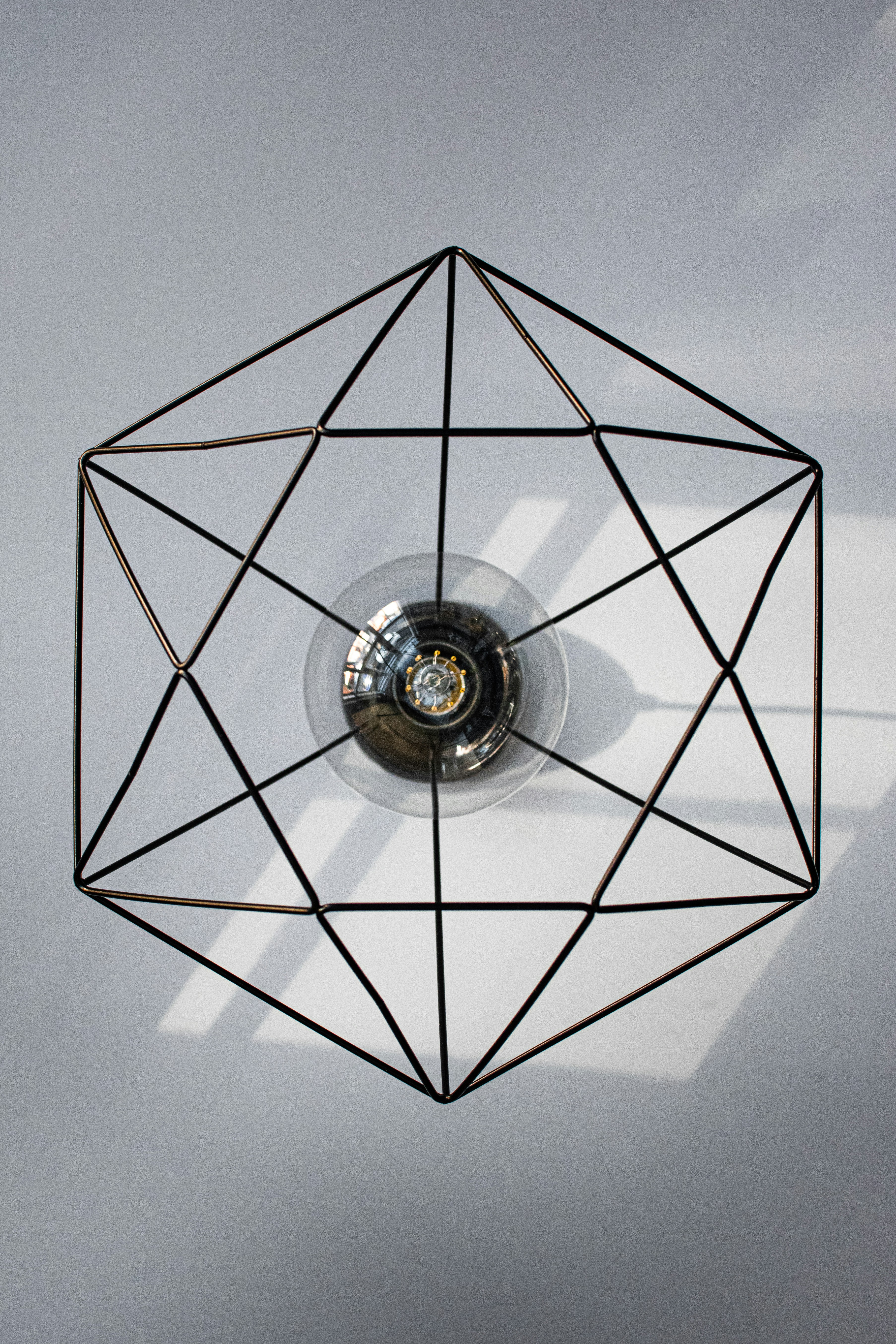 Plafonnier blanc et or