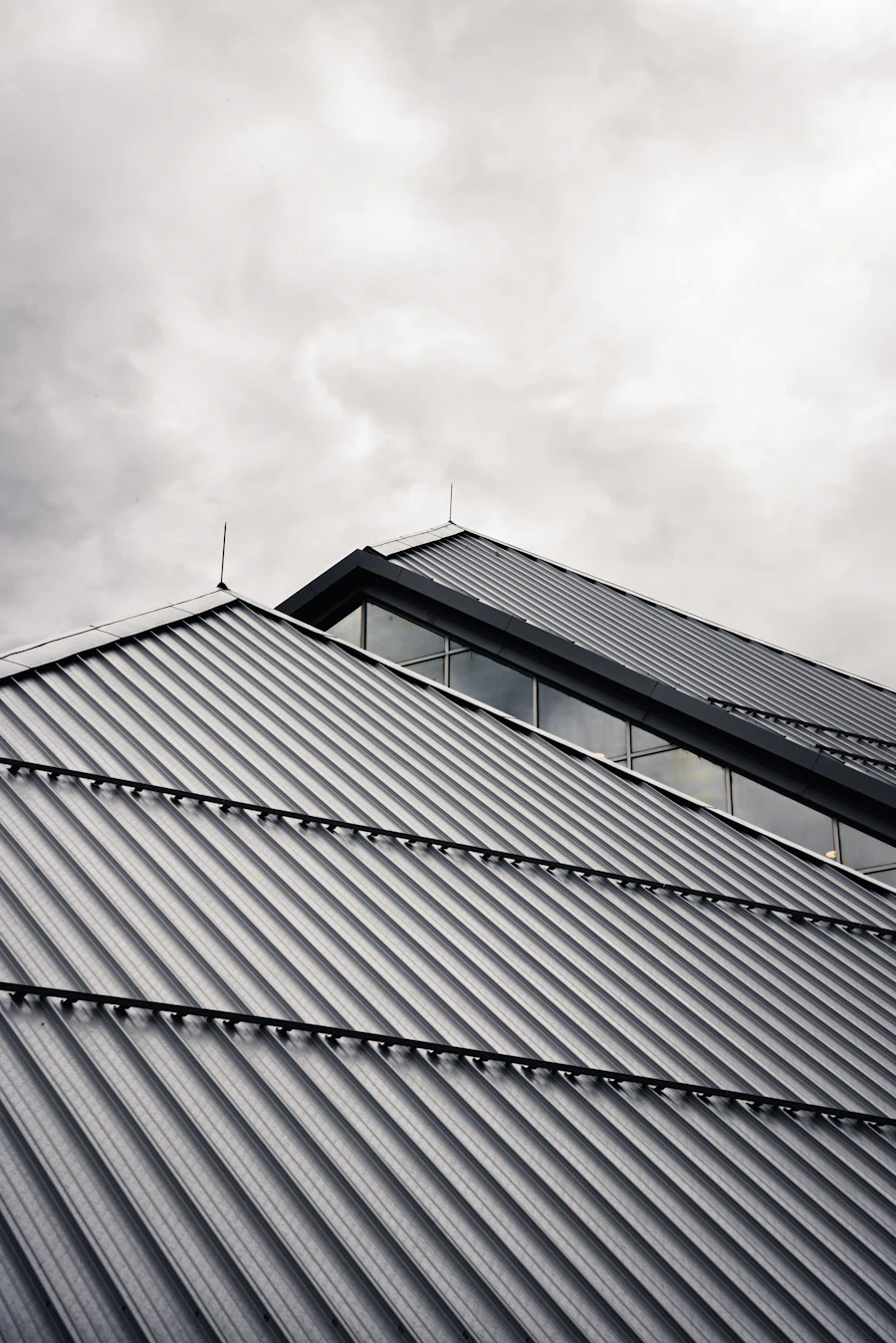 Metal building roof