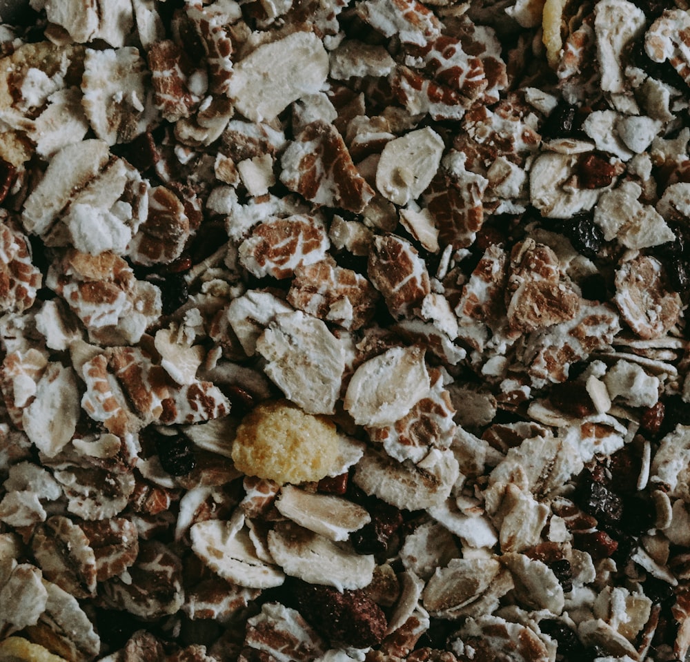 white and brown stone fragments