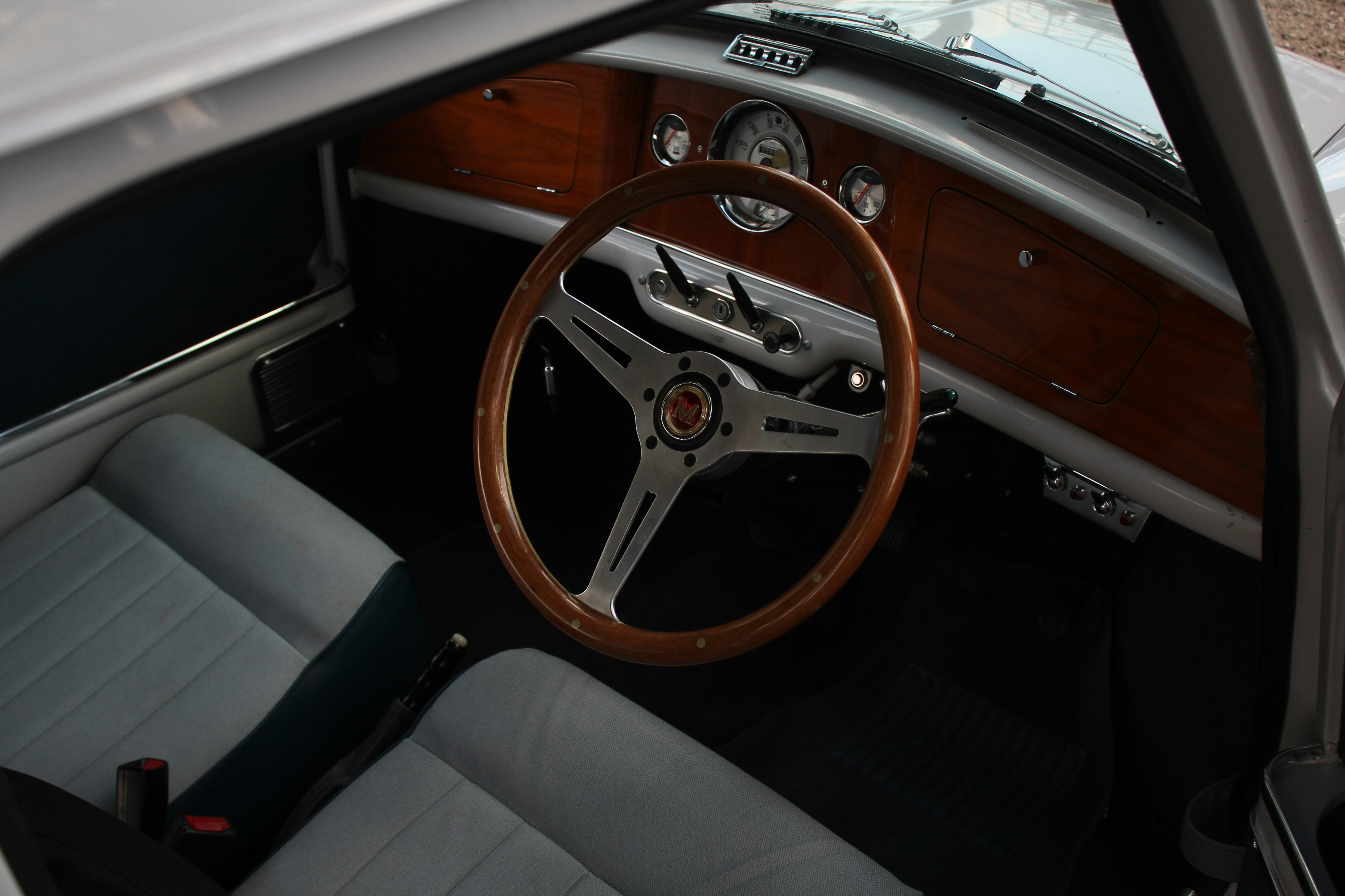 Ringbrothers Reimagine 1971 Aston Martin DBS Into An 805-HP Carbon-Fiber Widebody Beast Named Octavia - Jalopnik