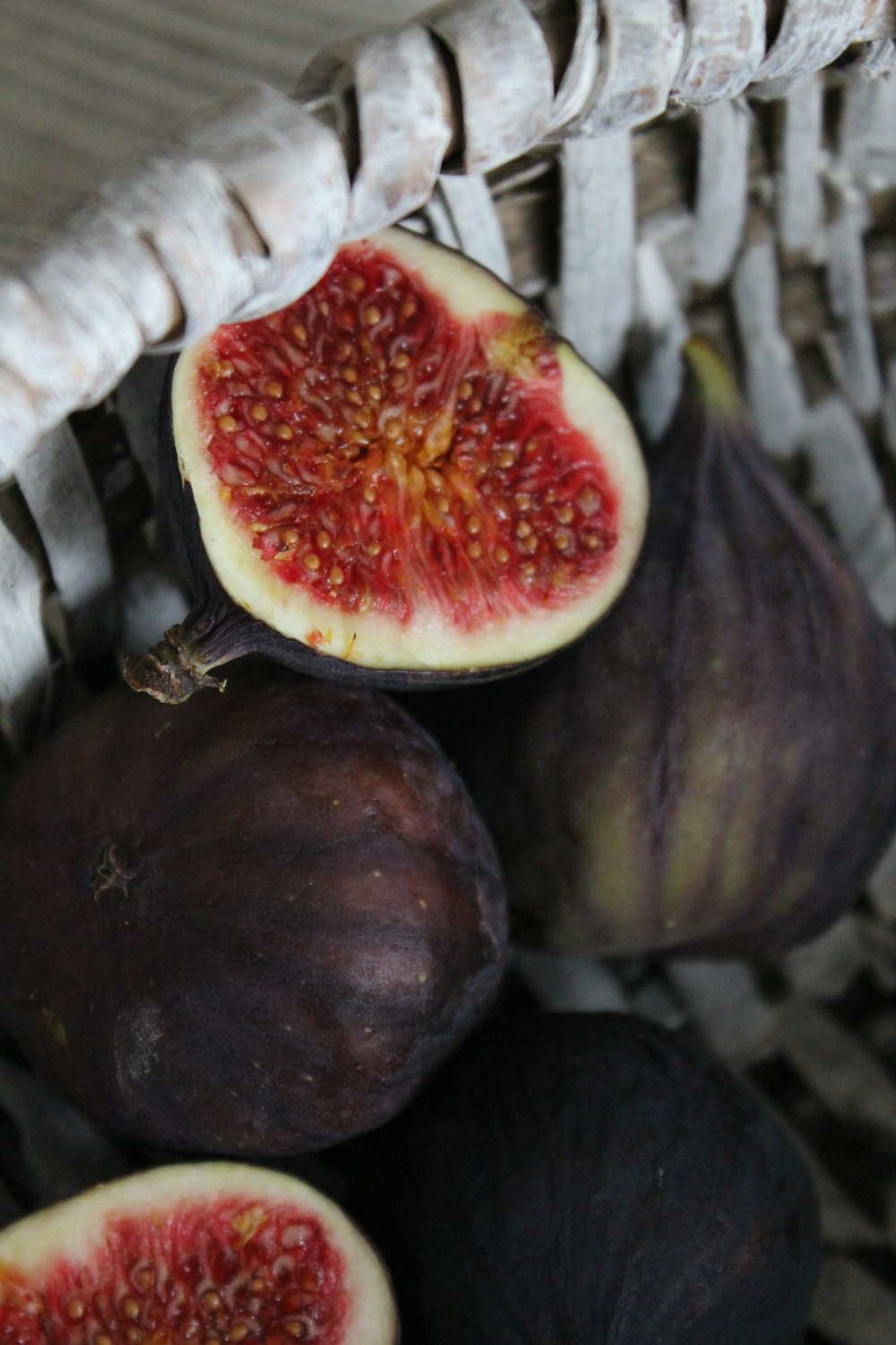 green and red round fruit