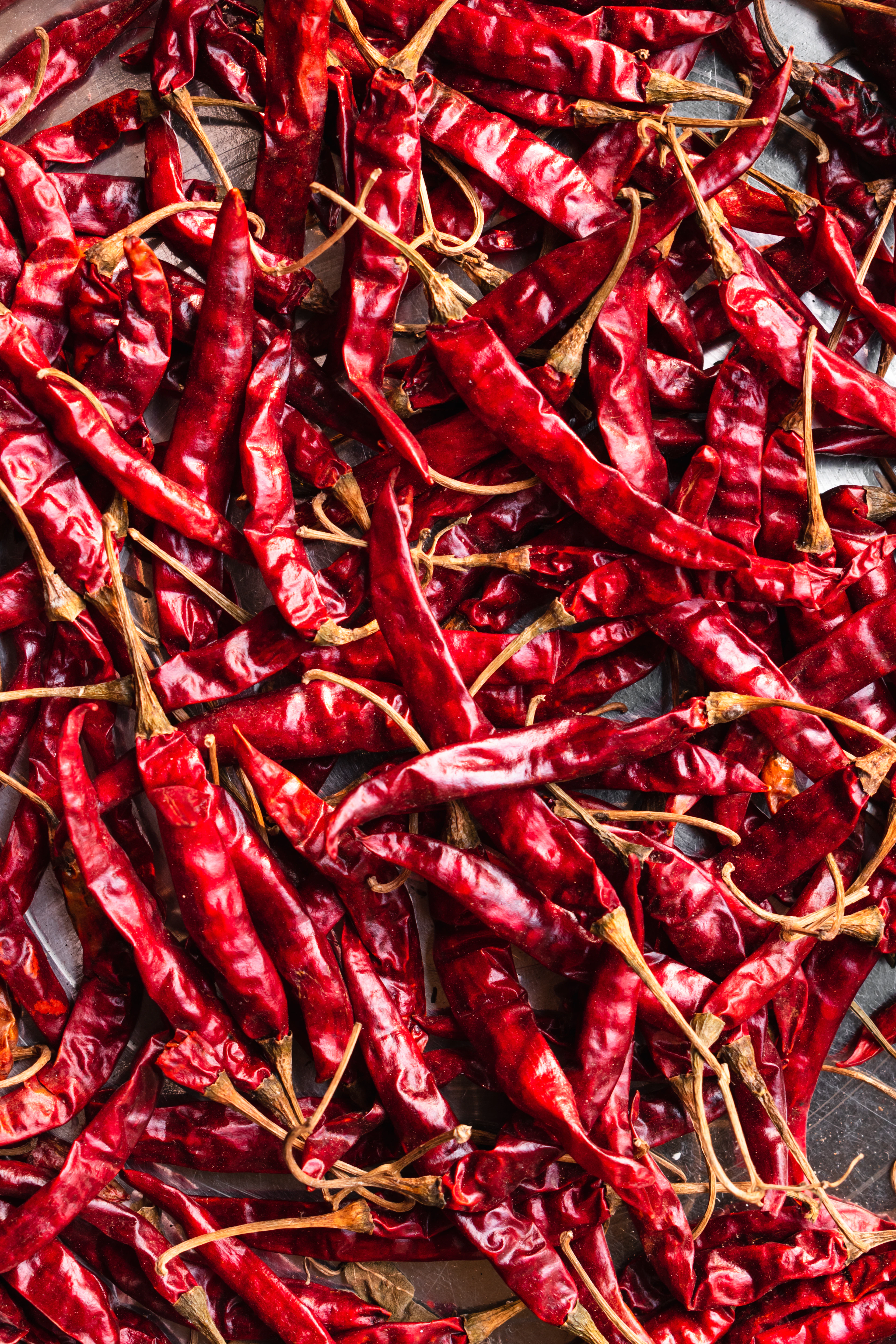 A heap of dried whole red chillies