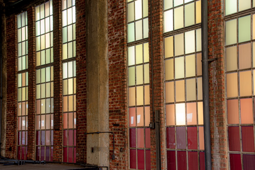 brown and red concrete building