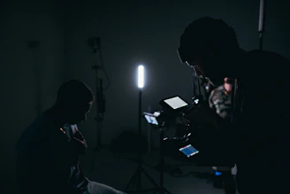 produção de documentário com equipa de filmagem em estúdio