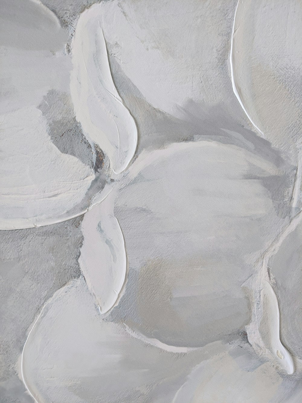 Pintura abstracta gris y blanca