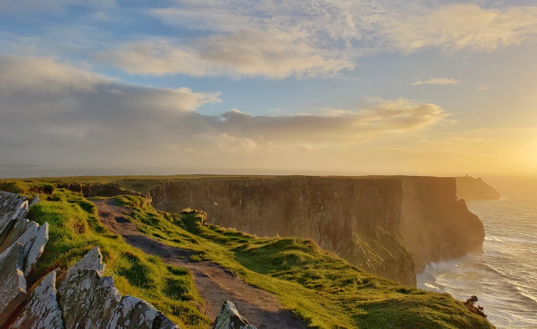 travelers stories about Cliff in Cliffs of Moher, Ireland