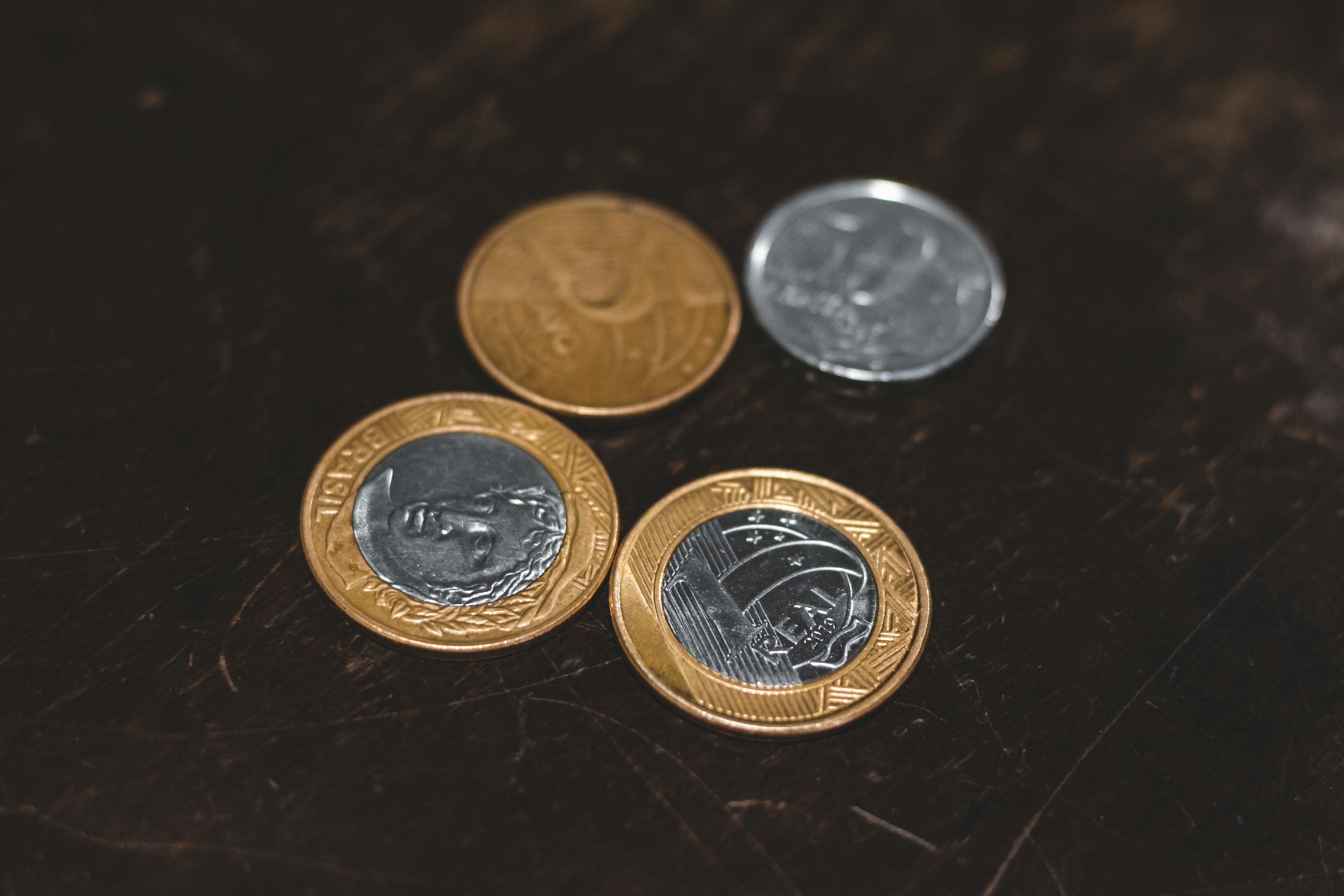 Relembre moedas comemorativas lançadas pelo Banco Central