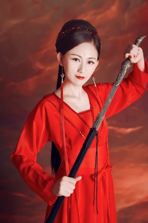 Guerrier wuxia avec épée dans une atmosphère sombre et martiale