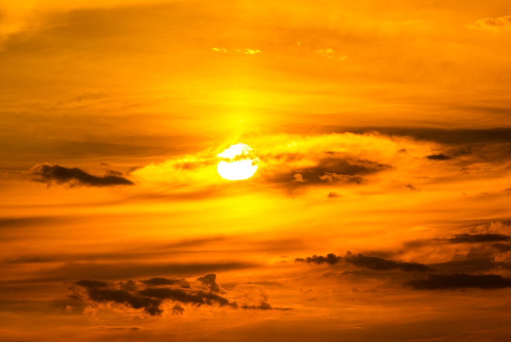 Sonnenuntergang über den Wolken