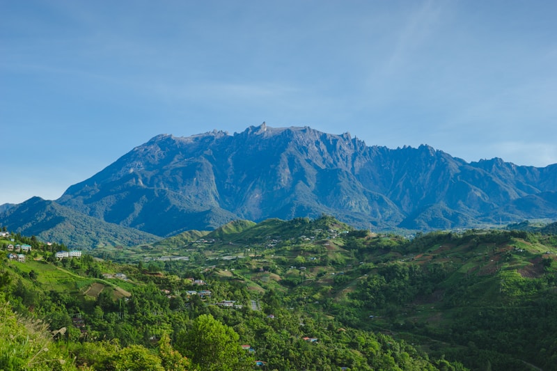 <p style="text-align: center;">Minor Earthquake Shakes Montserrat</p>