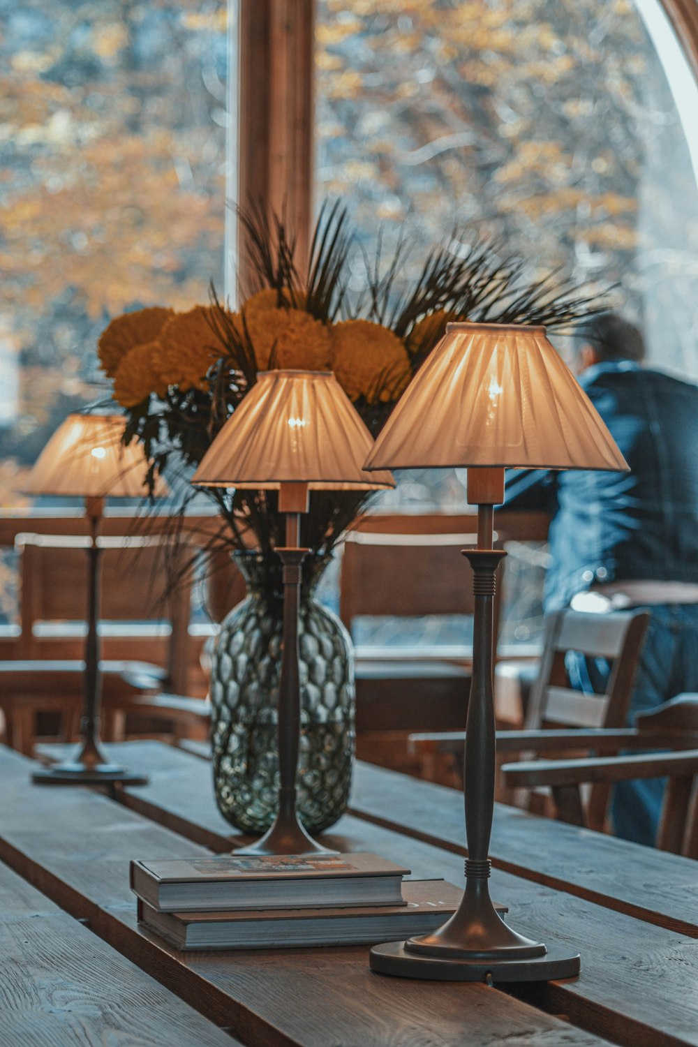 black and white floral table lamp