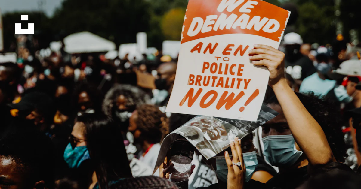 Text photo – Free Current events Image on Unsplash