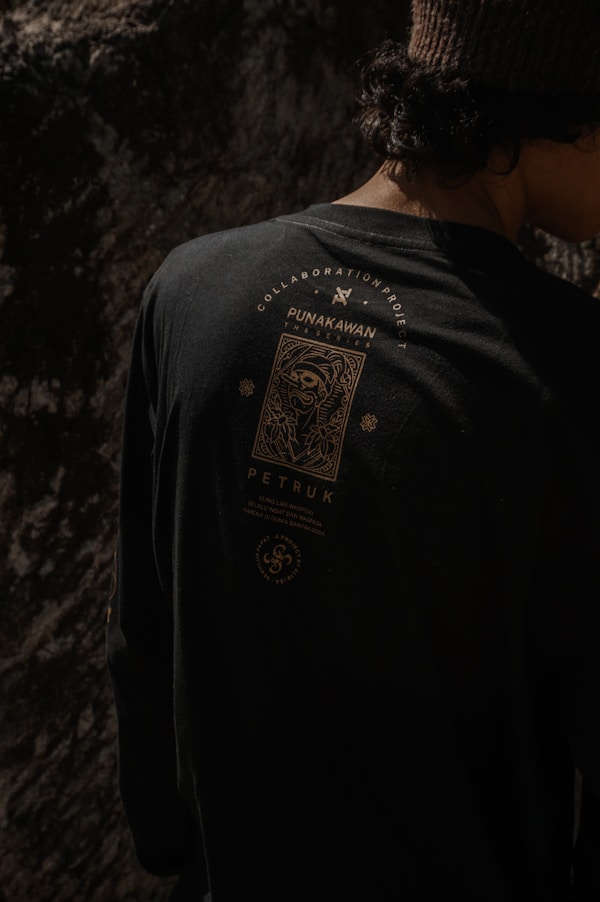 Body Manga Longa Canelado Preto