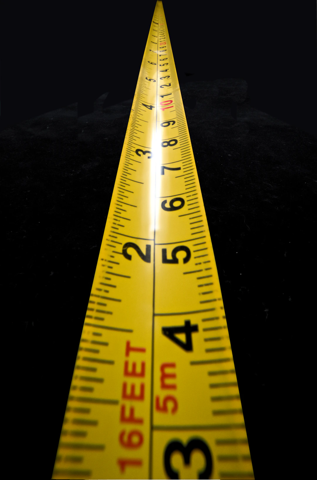 yellow and black measuring tape