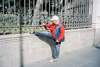 Health Vibes - 81 year old man still doing a static hamstring stretch after physical activity