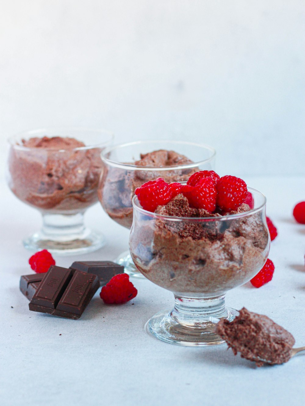ice cream in clear glass bowl