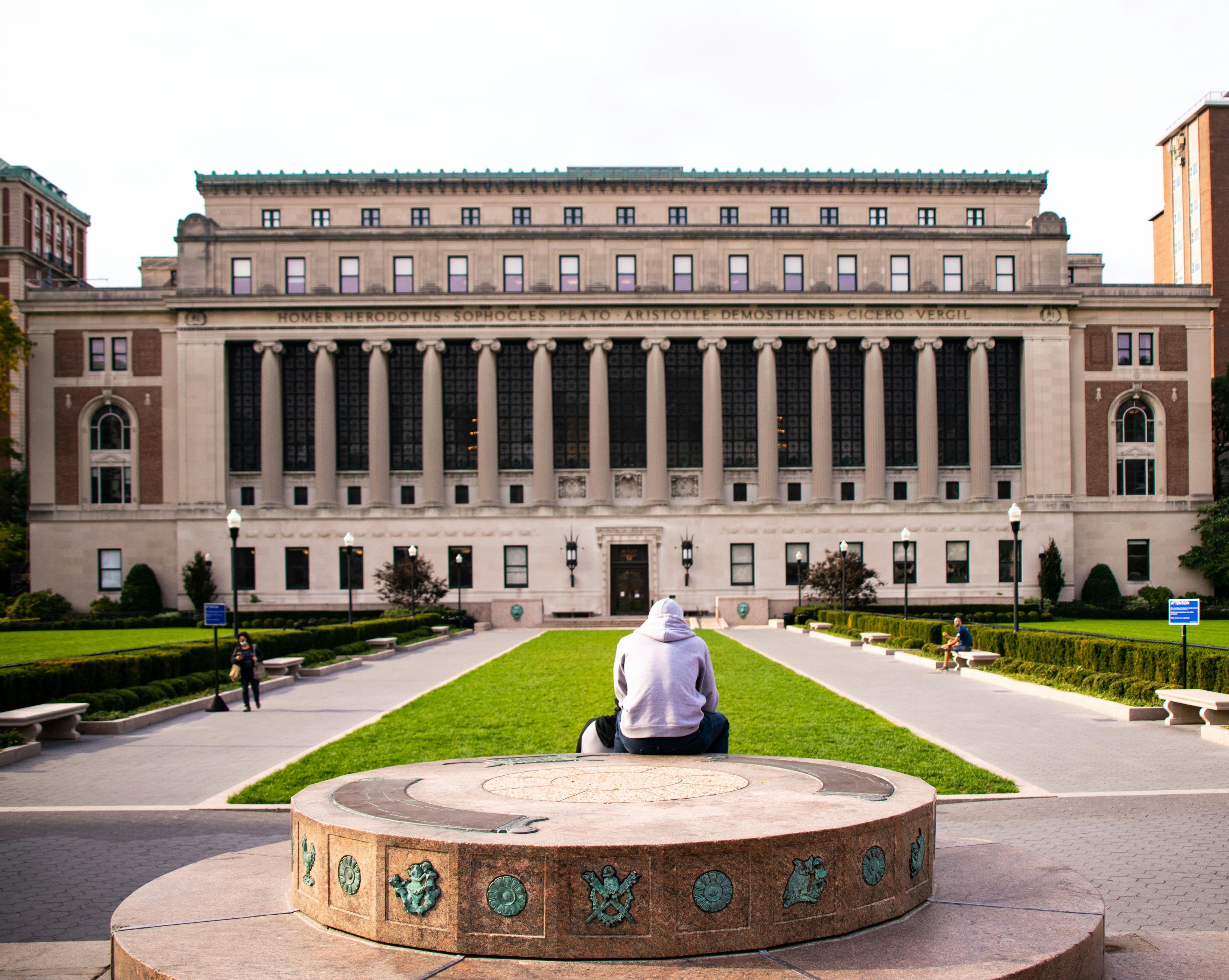 Columbia Uiversity