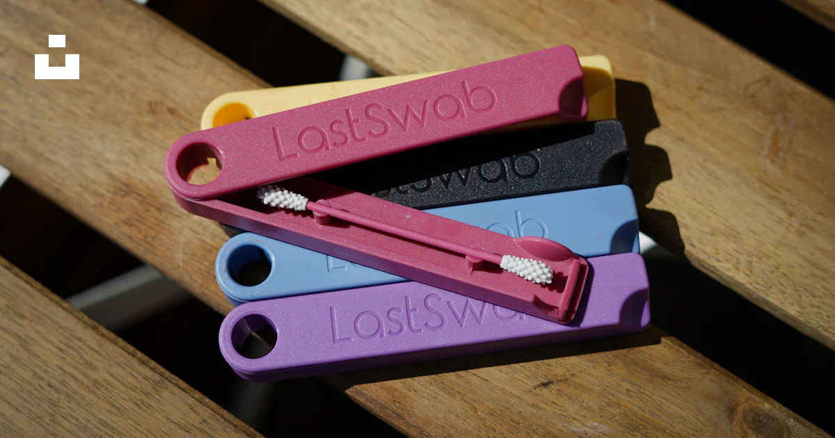 Molinillo De Hierbas De Plástico Rosa – 60 Mm Diámetro, 3 Partes Con Almacenamiento Magnético