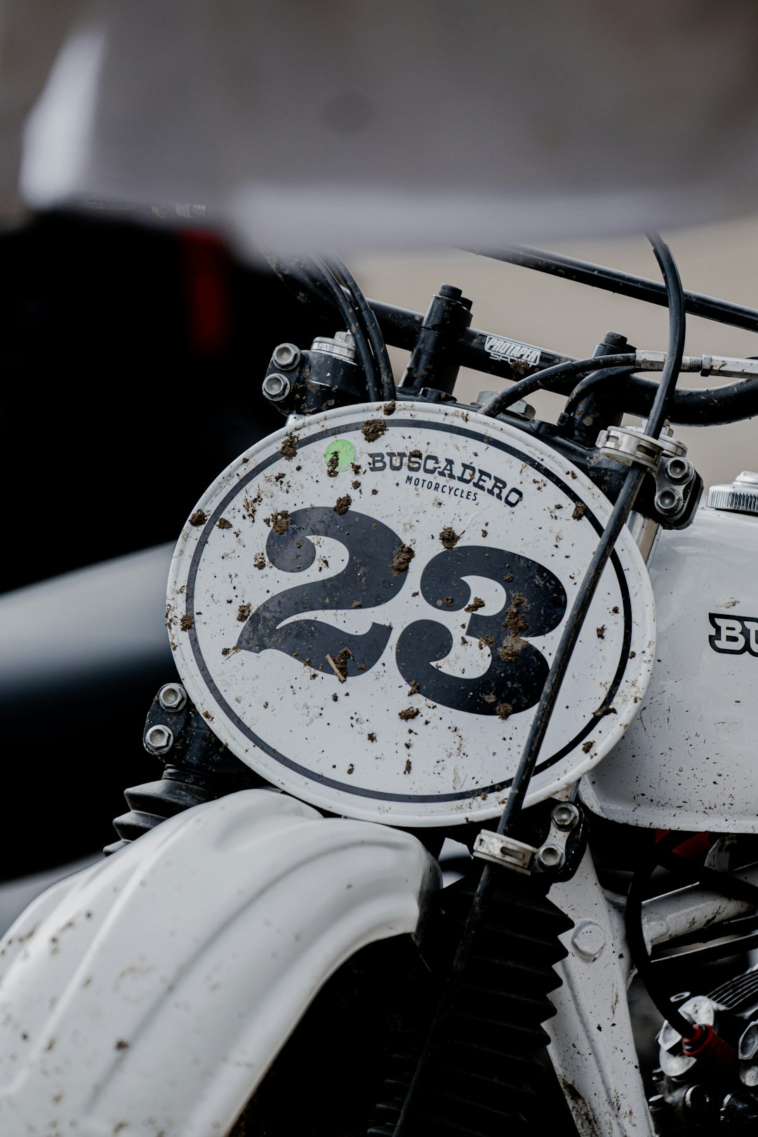white and black motorcycle speedometer