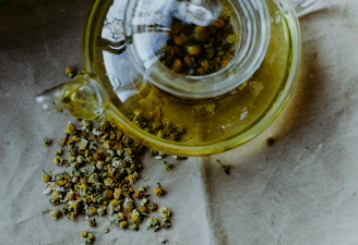 black and yellow bee on clear glass round bowl