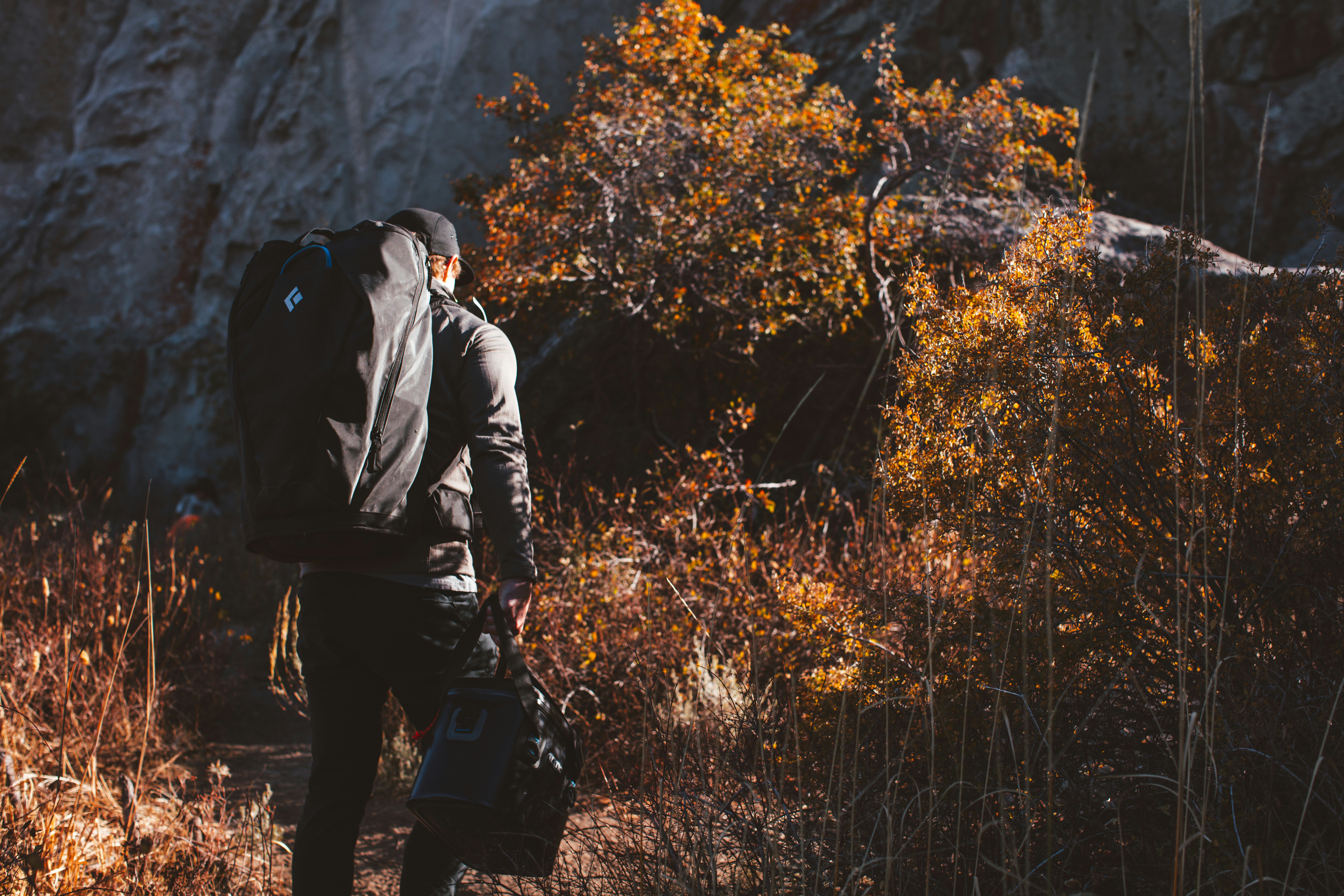 Photo by worldsbetweenlines