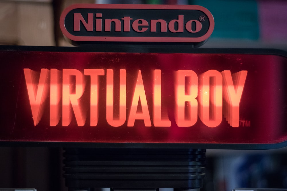 a sign that says virtual boy on it