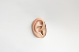 une oreille