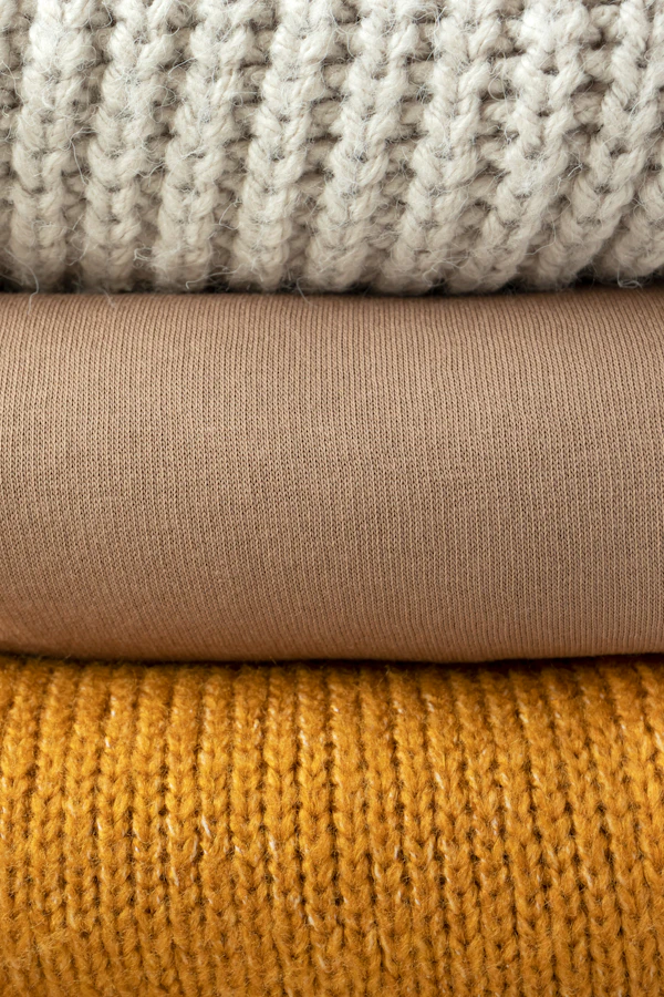 White and grey knit texture