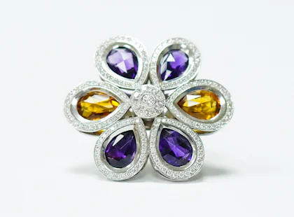 Plantilla de tienda online Aurelia Joyería Fina